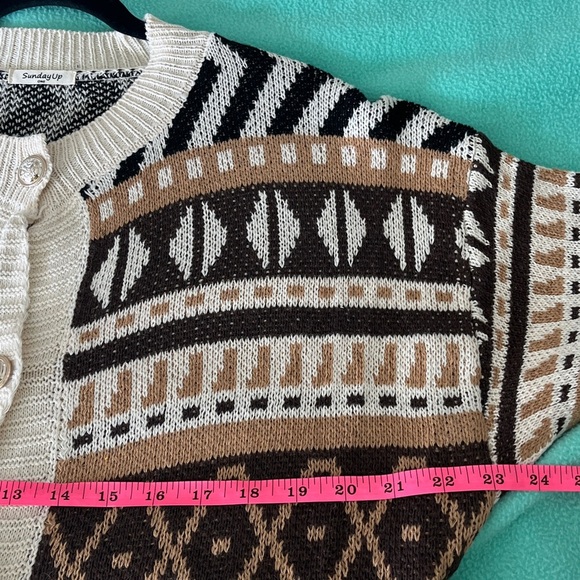 Sunday Up One Size Black and Cream Knit Sweater Cardigan NWOT - Picture 8 of 9